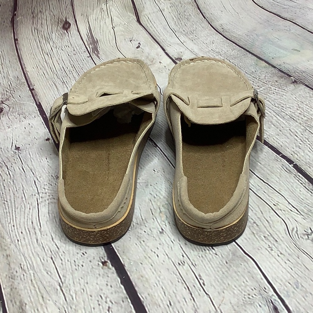 Khaki buckle mules - Picture 10 of 11